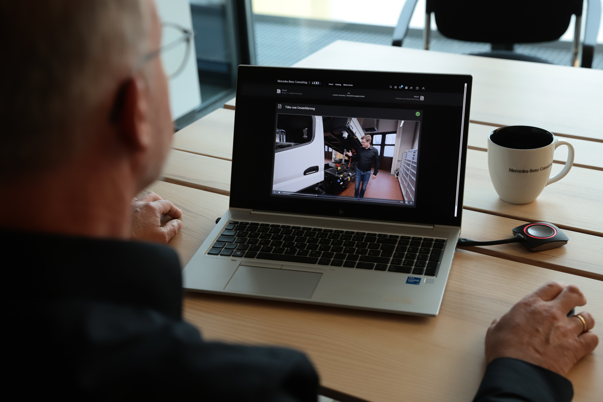 Virtuelle Klassenzimmer statt herkömmliches Präsenztraining.